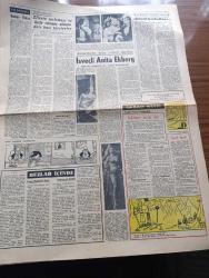 Zafer Gazetesi - 27 Mart 1956 - Reisicumhur Celal Bayar'ın İstanbul'dan Trakya Sel Bölgesine Gitti - Celal Bayar'a Çorlu'da Yapılan Tezahürat - Başvekil Adnan Menderes İstanbul'da Fotoğraf - Birleşik Amerika'da Seçim Hazırlığı Şiddetlendi - İngiltere'nin Orta Doğu Politikası Bağdat Patkına Dayanmaktadır - Birleşik Amerika Devleti Memleketimizdeki Yangın Sel Ve Zelzele Felaketzedelerine 14 Milyon Dolarlık Yardım Yaptı - Onun Karısı Çeviren B.B. Yazı Dizisi - Film Yıldızı Ve 1952  Türkiye İkinci Güzeli Ayfer Feray Puro Tuvalet Sabunu Kullanıyor - Buzlar İçinde Yazan Hammond İnnes Yazı Dizisi - Amerika'da Yılın Artisti Seçilen İsveçli Anita Ekberg - Sabah Keyfi Yazan Necdet Rüştü Efe - Türkiye Emlak Bankasının 955 Karı 11.495.925 lira - Atletizmde Yurt İçi Ve Dışı Yapılacak Temaslar - Demirsporlar Güreş Şampiyonası Eskişehir Takımı Birinciliği Kazandı - Beynelmilel Boston Maraton Yarışı Yusuf Akkaya Davet Edildi - En Uzun Boylu Televizyon Yıldızı Ann Talbot