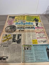 İNCİ SPOR GAZETESİ VE TERCÜMAN GAZETESİ SPOR SERVİSİ GAZETESİ - 12 ARALIK  1974 -Geç Real Madrid’i istiyor-Anadolu’da futbol ihtilaline ben yaptım-Orhan Ayhan-Dicked 249 gölün üçtebirinin fazlasını 11 kişi attı-Şampiyonluk golcüler‘in ayaklarından geçiyor-Cemil tezcan-Necmi Tan yolaç-Orhan Ayhan-tezcan Osman-Bayern Münih Yaşlanan maier in yerine geçecek ismi seçti -yurdumuzda denenip beğenilmeyenedstrom İsveç’te yılın futbolcusu seçildi yılın futbolcusu seçildi H.herrera şirket kurdu -Taylan Uygun-Tevfik Ün-Melih tuğrul-İran maçı-Beşiktaş’ın golleri-neriman Tekil-Atilla Tüzmen Zirve’den kolay kolay inmeyeceğiz-hayri hiçler-Yavuz Sultan Selim şampiyonluğa oynuyor siyah kuşak için çalışıyor-başkan Mutlu Mersin banyosu gerçek gücünü ikinci yarıda gösterecek-mankenler hanımlara model taraftarlara moral verdi-en başarılı ekip Demirspor-yaşararak Şahin-spor akademisi Ergün hiçyılmaz-Samsunspor kırmızı beyaz giyindi-total futbolu eksiksiz uyguladı-Hollanda-aydın irgen-Kemal Belgin-Sivasspor