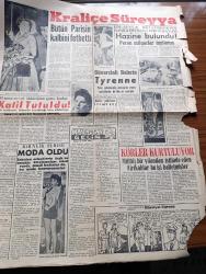 Son Telgraf Gazetesi - 3 Kasım 1955 - Muş'a İlk Giren Tren Ve Doğu Yazan Etem Izzet Benice Köşe Yazısı - Ürdün'e Gitmekte Olan Celal Bayar İskenderun'da - Misafir Alman Heyeti Şerefine Tatbikat Yapıldı - Belediye Seçimleri İçin Propagandaya İzin Verildi -  Başvekil Adnan Menderes İstanbul'a Geldi - Ankara Üniversitesi Dün Tedrisata Başladı - On Bin Otomobil Lastiği Yeniden Tevzi Edilecek - 19'lar Yeni Bir Parti Kurmak Fikrinde - İki Profesör Tahir Taner Ve Muammer Raşit Sevig Emekliye Ayrıldı - Abbasiler Yazan Y.O. Yazı Dizisi - Gümrüklerdeki Filmler Hala Niye Dağıtılmadı - Kraliçe Süreyya Bütün Paris'in Kalbini Fethetti - Kankusan Gelin Yazan A. Vedad Akın Yazı Dizisi -  Hergeleci İbrahim Yazan Ahmet Fikri Kündecioğlu Yazı Dizisi - Havagücü Egespor Maçı - Sunderland Dynamo İle Karşılaşacak - Adalet Vefa İle Berabere Kaldı - Kabataş Lisesi Beyoğlu Ticareti 1 0 Mağlup Etti - Fenerbahçe Stadında Karşılaşan Galatasaray Ve Kuleli Berabere Kaldı - Okullararası Voleybol Maçları Başladı