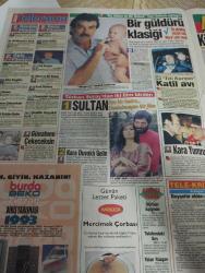SABAH MELODİ GAZETESİ VE SABAH TELERAMA GAZETESİ KADINLARA ÖZEL GAZETESİ - 25 Şubat 1993 -Karikatürler-Walt Disney/Boncuk-Mort Walker-Dick Browne/Bizim Aile-Tom Armstrong/Marvin-Graham Allen-John Dodd/Kral Kedi-Süleyman Turan/Dön Artık-Astroloji-Bülent Kısa-Klinik-Meltem Pusat-Telerama Programı-Sabah Filmleri-Öğlen Filmleri-Akşam Filmleri-Erdoğan Sevgin-güçlenen demokrasi-süleyman demirel-oya araslı-metin heper-hasan köni-altan öymen-nazlı ılıcak-emin çölaşan-Bekir coşkun-kenan akın-yüksek ökçeler-leyla tekül-sevim tuna-gül erdal-selçuk ural-coşkun demir-erdoğan ersever-ergin konuksever-bülent oran-kerem toksat-ebru gündeş-fırıldak hastanelik oldu-peker açıkalın-ufuk yıldırım-çelik erişçi-istanbul büyükşehir belediye başkanı Nurettin sözen-barış manço-yorgun savaşçı-karayumruk-operadaki hayalet-günahımı çekeceksin-nuri sesigüzel-sevda ferdağ-şimdilik hoşça kal-sürgündeki kral-kara duvaklı gelin-türkan şoray-efkan efekan-bulut aras-öfke baldan tatlı mı-kadınlar okulu-nükhet