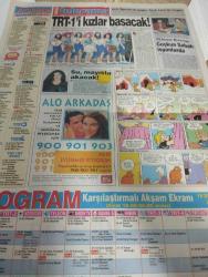 SABAH MELODİ GAZETESİ VE SABAH TELERAMA GAZETESİ KADINLARA ÖZEL GAZETESİ - 19 Şubat 1993 -Karikatürler-Walt Disney/Boncuk-Mort Walker-Dick Browne/Bizim Aile-Tom Armstrong/Marvin-Graham Allen-John Dodd/Kral Kedi-Süleyman Turan/Dön Artık-Astroloji-Bülent Kısa-Klinik-Meltem Pusat-Telerama Programı-Sabah Filmleri-Öğlen Filmleri-Akşam Filmleri-Erdoğan Sevgin-kayahan'ın marina konseri-bir başka gece-cümbüş sokak-yasemin bozkurt-ali öztürk-ebru gündeş-kibariye-nurhan damcıoğlu-cuma postası-nejat alp-yüksel uzel-muammer ketencioğlu-kahraman afyonoğlu-nisan gül-suna pekuysal-eğlence rüzgarı-ressam kiraz 82 Hülya ışık-aysun kocatepe-sadık kızılağaç-seren fosforoğlu-Enis fosforoğlu-suna keskin-lemançı damlı-özlem tezel-altan tezel-gönül yazar-güler kazmacı-reha yeprem-bülent şar-coşkun sabah-tuna serim kısa çizgim Ülkü Giray seçildi Boğaziçi üniversitesi-istanbul üniversitesi-kemal Çakmaklı-kayıp çocuklar-uyku bozukluğu-mafya peşinde-cüneyt arkın-orhan gencebay-ekrem bora-turgut özatay-ölüm