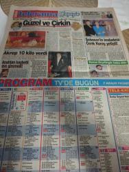 SABAH MELODİ GAZETESİ VE SABAH TELERAMA GAZETESİ KADINLARA ÖZEL GAZETESİ - 7  Aralık 1992 -Karikatürler-Walt Disney/Boncuk-Mort Walker-Dick Browne/Bizim Aile-Tom Armstrong/Marvin-Graham Allen-John Dodd/Kral Kedi-Süleyman Turan/Dön Artık-Astroloji-Bülent Kısa-Klinik-Meltem Pusat-Telerama Programı-Sabah Filmleri-Öğlen Filmleri-Akşam Filmleri-Erdoğan Sevgin-Aykut ışıklar-trt spikerleri kan ağlıyor-32 gün-mehmet Ali birand-hülya avşar-ibrahim tatlıses-gani müjde-demet akbağ-rasim öztekin-caner budak-kibariye-asuman arslan-şemsi inkaya-nilgün belgün-peker açıkalın-pelin körmükçü-bir başka gece-mahallenin muhtarları-fadime ticareti atılıyor-cihad tamer-yalçın gülhan-sevil öztekin-hanedan büyük dönüş-kanser dosyası-geri döndüler-alerjiler-sezer inanoğlu-fullden uras-hayri caner-kabadayılar kralı-cüneyt arkın-necla nazır-ekrem bora-makyaj yapmayın-aşk uçuşu-mel gibson-dracula-alman ırkçılığı-atatürk orman çiftliği-güzel ve çirkin-renk koray-şebnem dönmez-Kenan erçetingöz-akrep Nalan