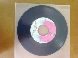 Cem Karaca & Apaşlar - Zeyno / Niksar (Türkofon Plak) / 45'LİK