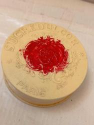 K222------SUKREDULCOR PARİS PLASTİK KUTU