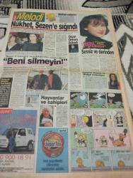 SABAH MELODİ TÜRKİYE'NİN TEK KADIN GAZETESİ -19 Kasım 1993 - Aşkı arayan adam-Süleyman Turan-melodi puf-astroloji-bülent kısa-melodi roman-aşk fırtınası-Klinik -yöneten meltem pusat-ikili ilişkiler-melodi restaurant-afiyet olsun-boncuk/Walt Disney -bizim aile/mort Walker -dick browne-marvin/Tom armstrong-kral kedi/Graham Allen -john dodd-melodi genç- atıştırmayın yiyin-çamaşırda masumiyet çağı-çocuğun en sevdiği uğraşlar-topluluk karşısında konuşmak sanattır-tansu Çiller gibi yapın-hanımlar kendilerine bakmaya başladılar-çorapta değişmeyen moda-güzel bir ağız-iyi makyaj için temiz fırçalar-giysileri beyaz lekeden koruyun-Türkiye'de yeni saatler-doğuştan sakatlıklara son kısa çizgi yeni migren tedavisi-kayınvalidemizle arkadaş olun-uzun yaşamanın sırları-sarımsaklı tavuk-tıpta Devrim-yapay kan-Nükhet sezen'e sığındı-nükhet duru-sezen Aksu kısa çizgim Ozan orhon-sessiz ve derinden-bisiklet radyosu-beni silmeyin-cesur ve güzel-hayvanlar ve sahipleri