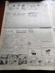 Cumhuriyet Gazetesi - 15 Temmuz 1960 - Kültür Seferberliği Gerekiyor Yazan Nadir Nadi Köşe Yazısı - Hükümet Programını Aldığı Yeni Kararlarla Dün Tatbikata Başladı - Arapça Ezanın Kalkması Ve Kur'an'ın Türkçe'ye Tercümesi Talep Edildi - Diyarbakır'da İnkılap Aleyhtarı Beyanname Dağıtan 41 kişi Tutuldu - Binicilerimiz Hamburg'da Birinci Oldu - Sabık Konya Valisi Cemil Keleşoğlu Dün Sabah Yassıada'da İntihar Etti - İkinci Cumhuriyetin İhtilal Meclisi Üyeleri 1 Yazan Cevat Fehmi Başkut Yazı Dizisi - Dümensiz Gemi Yazan Rikkat Köknar Yazı Dizisi - Siyasi Partilerimizde Doktrin İhtiyacı Yazan Aydemir Balkan - John Kennedy Başkan Adayı Seçildi - Burhan Felek Köşe Yazısı - Koruyucu Melekler Çizgi Roman - Resimli Roman Başkasının Günahı Çizen Yves Sayol -  Kaatil Kim Yazan Geo Duviç Yazı Dizisi - Fenerbahçe Kaptanı Naci Erdem Evlendi Fotoğraf - Galatasaray'ın Son Maçı Bugün Zenith İle - Beşiktaş'ın İlk Tur Rakibi Rapid Şampiyonaya Hazırlanmaya Başladı - Fenerbahçe Mali Krizi Halletti