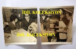 Efemera - SANAT GÜNEŞİMİZ ZEKİ MÜREN'İN ORİJİNAL 2'Lİ FOTOĞRAF SETİ - 12 x 10 cm EBADINDA - ZEKİ MÜREN YEMEK YEDİĞİ RESTORANDA DÖNER KESERKEN ve MASADA SOHBET EDERKEN ÇEKİLMİŞ 2 FARKLI KARE - kitantik - kitaLog