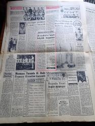 Ulus Gazetesi - 25 Haziran 1967 - Ekmek Ve Partizanlık Meselesi Yazan Cihad Baban Köşe Yazısı - Neredeeen Nereye Yazan Selahattin Hakkı Esatoğlu Köşe Yazısı - Dokunulmazlık Konusundaki Tartışmalar Devam Ediyor - Amerikan Dışişleri Johnson Ve Rus Dışişleri Bakanı Kosigin Bugün Yeniden Buluşacaklar - Amerikayı Protesto Mitingi Dün İstanbul'da Yapıldı İsteğimiz Bağımsız Mustafa Kemal Türkiyesidir - Cumhurbaşkanı Cevdet Sunay 27 Haziran'da Fransa'ya Gidiyor - İnönü Şehitleri İçin İsmet İnönü Bir Mesaj Gönderdi - İdil Biret Pragda Çok Başarılı Konser Verdi - Sovyet Savaş Gemileri Boğazlardan Geçmeye Devam Ediyor -  Adalet Partisi Halkı Değil Çıkar Zümresini Koruyor - Devlet Tiyatrosu Yazan Kamuran Evliyaoğlu Köşe Yazısı - 08 de Marko Paşa Her Gün Dert Dinliyor - Şile Açıklarında 16 Ton Kaçak Kahve Ele Geçirildi - Yılların Hayalini Hakikat Yapan Anadol - En Çok Gol Atan Ekip Bursaspor - Ve Bir Gol Kralı Osman Arpacıoğlu- Türkiye Kupası Göztepe Altay Finali