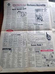 Ulus Gazetesi - 4 Temmuz 1964 - Değerli Misafirimiz Yazan Cihad Baban Köşe Yazısı - Pakistan ve İran Türkiye'nin Yanında - Pakistan Devlet Başkanı Eyüp Han Dün Geldi - Pakistan Dışişleri Bakanı Zülfikar Ali Butto - İran Dışişleri Bakanı Abbas Aram - Vietnam'a Gönderilen Uçaklar - Yunanistan Bir Konferans İçin Şart İleri Sürüyor - James Bond Yazan İan Fleming Çizen John Mclusky - Türk İngiliz Görüşmeleri Yazan Ahmet Şükrü Esmer Köşe Yazısı - Keloğlan Zümrüdüanka Çizen Şazi - Amerika Başkanı Johnson Dün Medeni Haklar Kanununun İmzaladı - Mayolar Daha Da Açıldı - Baykara Çizgi Roman - Doktor Fu Mançu Çizgi Roman - Hoppala Şevki - İkinci Dünya Savaşı'nda Alman Denizaltıları Yazan Saim Besbelli Yazı Dizisi - Hangi Okula Hangi Fakülteye - Çocuk Köşesi - Altay Kulübü Hakkında Tahkikat Açılıyor - Trabzon İdmanocağı Takımı Fotoğraf - 7. Uluslararası Ankara Tenis Turnuvası - Ulvi Yenal Kuraların Çekiminde Galatasaray Ve Fenerbahçe'yi Temsil Edecek