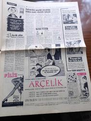 Hürriyet Gazetesi - 22 Şubat 1964 - İsmet İnönü'ye Suikast - Kayserili Elektrikçi Mesut Suna Saat 12 de Başbakanlıktan Çıkan İsmet İnönü'ye 3 El Ateş Etti Fakat İsabet Ettiremedi - Ateş Sesi Duyulunca İsmet İnönü Gayrıihtiyarı Bu Suikast Dedi Yazan Necdet Çalp - Mesut Suna'ya 24 Yıl Hapis Cezası Verilecek - Suikastçı Hayranıyım Diye İsmet İnönü'den Randevu İstemiş - Ragıp Gümüşpala Olayı Tel'in Etti - Güneş Bazen Geç Doğar Aşk Ve Macera Romanı Çizen Faruk Geç - Kuruluşunun 118. Yıldönümünde Jandarma Hala Dayak Atıyor - Ayrılık Yılları Aşk Romanı Yazan Denise Robins Yazı Dizisi - Halk Üniversitesi Siyonizm - Süreyya Ağa Han'ın Hayatı Adlı Filmde Begüm'ü Canlandıracak - Fenerbahçe İstanbulspor Milli Lig Maçı Tehir Edildi - İzmir Seyircisi Karşıyaka Küme Düşmesin Diye Tezahürat Yapacak - İsmet İnönü'ye Suikastten Fotoğraflar - Fatoş Çizgi Roman - Gökler Hakimi Gordon Çizgi Roman - Güngörmüşler Çizgi Roman - Dedektif Nik'in Maceraları Çizgi Roman