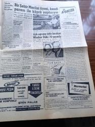 Hürriyet Gazetesi - 22 Haziran 1964 - İsmet Ali Dün Amerika'ya Gitti - Cumhurbaşkanı Cemal Gürsel Başbakan İsmet İnönü'yü Esenboğa Havalimanına Gelerek Uğurladı - Eski EOKA Lideri Grivas Gizlice Kıbrıs'a Gitmiş - Adalet Partisi Seyfi Kurt Ekim Üzerinde Israr Edince Başbakan İsmet İnönü Amerika'ya Muhalefet Temsilcisi Götürmedi - Metin Toker Paris'ten Bildiriliyor İsmet İnönü De Gaulle Görüşmesi Kıbrıs Konusunda Bir Merhale Olacak - Sel Van'da 2 Köyü Haritada Sildi 12 Kişi Boğuldu - Babalar Gününde Anneler Konuştu - Spor Toto Neticeleri - Padişah Vahdettin'in Polis Müdürü Hasan Tahsin İşkora Geri Geldi - Bir Hayal Uğruna Aşk Ve Macera Romanı Çizen Faruk Geç -  Bizimkiler Yazan Kemal Bisalman  Çizen Sezgin Burak - Ayrılık Yılları Aşk Romanı Yazan Denise Robins - Natalie Wood Soyunmaktan Çekinmez Fotoğraf - Şehir Meclisin Üyesi Mühendis Faruk Ilgaz'ın 60 Bin Liraya Yaptırdığı Köprüden 20 Bin Kadıköylü İstifade Edecek - Can Bartu Fenerbahçeli Seyircilerime Kendimi Göstermek İsterim