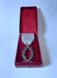 ORJİNAL FRANSA PALMİYE YAPRAĞI MOR ŞÖVALYE MADALYASI EN YÜKSEK ONUR MADALYASI...