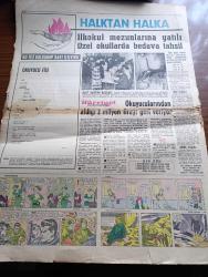 Hürriyet Gazetesi - 21 Aralık 1965 - Gençlik Kıbrıs İçin Miting Yaptı - Onbinlerce Genç Tek Kalp Halinde Haykırdı Ve İstanbul Dün Ordu Kıbrıs'a Sesleri İle İnledi - Gençler Hürriyet Meydanında Fotoğraf -  Süleyman Demirel Kıbrıs Kaybedilmiş Değildir Dedi - Kanlı Kıbrıs Hadiselerinin 2. Yıldönümü - Dışişleri Bakanı İhsan Sabri Çağlayangil Karar Bize Bir Şey Kaybettirmedi - Şinasi Osma Bir Harbi Göze Aldığımızı İlan Edelim Dedi - TPAO Ziraat Bankası Sümerbank Ve Etibank Genel Müdürleri Değişti - Aşk Ve Macera Romanı Çizen Faruk Geç - Bizimkiler Yazan Kemal Bisalman Çizen Sezgin Burak - Kader Çizgisi His Romanı Yazan Lewis Cox Yazı Dizisi - Resmi Sinemaskop Budha - Avrupa'yı Yerinden Oynatan Sesler Röportaj Sezen Cumhur Önal Yazı Dizisi - Stadlarda Asayiş Yine Bozuldu - İstanbul Emniyet Müdürü Hayrettin Nakipoğlu Gerekirse Cop Kullanırız - Hakem Ogün Altıparmak'ı Yine De Sahadan Attı - Hafız Erol Fenerbahçeli Oyuncuları Maçtan Önce Okudu Ama - Can Bartu Sakat - Güngörmüşler Çizgi Roman