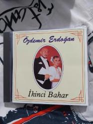 ÖZDEMİR ERDOĞAN SEZEN AKSU İKİNCİ BAHAR 1992 CD