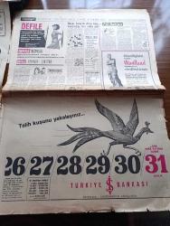 Hürriyet Gazetesi - 25 Aralık 1965 - Dışişleri Bakanlığı Yüksek Müşaviri Hasan Işık Kıbrıs Meselesini BM Değil Türkiye Halledebilir - Kağıthanede Kayacam Şişe Ve Cam Fabrikasında İnfilak - Sadun Boro'nun Alman Asıllı Eşi Oda'nın Köln'deki Annesi Onlar İçin Her Gün Dua Ediyorum Dedi - Oda Boro'nun Ailesi Fotoğraf - Milli Basketbol Takımı Antrenörü Samimi Göreç'in İşine Son Verildi  - Kader Çizgisi His Romanı Yazan Lewis Cox Yazı Dizisi - Nuri Sesigüzel Vahi Öz Kazablanka Gazinosunda -  Avrupa'yı Yerinden Oynatan Sesler Yazan Sezen Cumhur Önal Yazı Dizisi - Fenerbahçe Menajeri Necdet Erdem Dertli Her Takım Fenerbahçe Karşısında Nedense Çok Sert Oynuyor - Galatasaraylı Metin Oktay Sakat Olmasına Rağmen Gençlerbirliğine Karşı Oynayacak - İşte Brigitte Bardot Fotoğraf - Beyaz Perdenin Yeri Doldurulamaz Aktörü Öztürk Serengil Ve Altın Mikrofon Birincisi Yıldırım Gürses Beşiktaş Cam Salonda - Turist Ömer Dümenciler Kralı Pek Yakında Sinemalarda - Sadri alışık - Altın Mikrofon