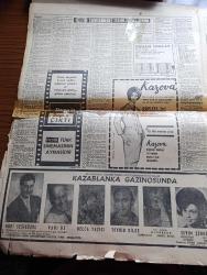 Hürriyet Gazetesi - 25 Aralık 1965 - Dışişleri Bakanlığı Yüksek Müşaviri Hasan Işık Kıbrıs Meselesini BM Değil Türkiye Halledebilir - Kağıthanede Kayacam Şişe Ve Cam Fabrikasında İnfilak - Sadun Boro'nun Alman Asıllı Eşi Oda'nın Köln'deki Annesi Onlar İçin Her Gün Dua Ediyorum Dedi - Oda Boro'nun Ailesi Fotoğraf - Milli Basketbol Takımı Antrenörü Samimi Göreç'in İşine Son Verildi  - Kader Çizgisi His Romanı Yazan Lewis Cox Yazı Dizisi - Nuri Sesigüzel Vahi Öz Kazablanka Gazinosunda -  Avrupa'yı Yerinden Oynatan Sesler Yazan Sezen Cumhur Önal Yazı Dizisi - Fenerbahçe Menajeri Necdet Erdem Dertli Her Takım Fenerbahçe Karşısında Nedense Çok Sert Oynuyor - Galatasaraylı Metin Oktay Sakat Olmasına Rağmen Gençlerbirliğine Karşı Oynayacak - İşte Brigitte Bardot Fotoğraf - Beyaz Perdenin Yeri Doldurulamaz Aktörü Öztürk Serengil Ve Altın Mikrofon Birincisi Yıldırım Gürses Beşiktaş Cam Salonda - Turist Ömer Dümenciler Kralı Pek Yakında Sinemalarda - Sadri alışık - Altın Mikrofon
