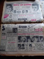 Hürriyet Gazetesi - 25 Aralık 1965 - Dışişleri Bakanlığı Yüksek Müşaviri Hasan Işık Kıbrıs Meselesini BM Değil Türkiye Halledebilir - Kağıthanede Kayacam Şişe Ve Cam Fabrikasında İnfilak - Sadun Boro'nun Alman Asıllı Eşi Oda'nın Köln'deki Annesi Onlar İçin Her Gün Dua Ediyorum Dedi - Oda Boro'nun Ailesi Fotoğraf - Milli Basketbol Takımı Antrenörü Samimi Göreç'in İşine Son Verildi  - Kader Çizgisi His Romanı Yazan Lewis Cox Yazı Dizisi - Nuri Sesigüzel Vahi Öz Kazablanka Gazinosunda -  Avrupa'yı Yerinden Oynatan Sesler Yazan Sezen Cumhur Önal Yazı Dizisi - Fenerbahçe Menajeri Necdet Erdem Dertli Her Takım Fenerbahçe Karşısında Nedense Çok Sert Oynuyor - Galatasaraylı Metin Oktay Sakat Olmasına Rağmen Gençlerbirliğine Karşı Oynayacak - İşte Brigitte Bardot Fotoğraf - Beyaz Perdenin Yeri Doldurulamaz Aktörü Öztürk Serengil Ve Altın Mikrofon Birincisi Yıldırım Gürses Beşiktaş Cam Salonda - Turist Ömer Dümenciler Kralı Pek Yakında Sinemalarda - Sadri alışık - Altın Mikrofon
