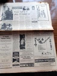 Hürriyet Gazetesi - 24 Aralık 1965 - Kısmet Yelkenlisini Seyir Halinde Gören Denizcilerin Anlatıyor - Kim Ne Derse Desin Sadun Boro Yaman Adam - Bugün Mübarek Ramazan - Fiyatlar Yükseliyor - CHP Ortanın Soluna Azimle Devam Edecek - Rumlardan Enosis İçin Para Toplayan Üç Yunanlı Kadın Kaçakçılıktan Yakalandı - Cumhurbaşkanı Cemal Gürsel 5 Genel Müdürün Değişmesini Tasdik Etti - Gangster Necdet Elmas Açık Cezaevi İmralı'ya Nakledildi - Aşk Rüyası Aşk Ve Macera Romanı Çizen Faruk Geç - Bizimkiler Yazan Kemal Bisalman Çizen Sezgin Burak - Avrupa'yı Yerinden Oynatan Sesler Röportaj Sezen Cumhur Önal - Fenerbahçe Çamur Sahada Çalıştı - Galatasaraylı Futbolcuların Hanımları Da Her Hafta Toplanmaya Başladılar - Hakemler Birliği Genel Başkanı Muslihittin Güner - Yıldıray Çınar Plak - Adnan Şenses Ve İsmail Dümbüllü Lunapark Gazinosunda - Taksim Belediye Gazinosunda Ramazan Eğlenceleri - Güngörmüşler Çizgi Roman - Gökler Hakimi Gordon Çizgi Roman - Fatoş Çizgi Roman - Dedektif Nik'in Maceraları