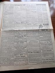 Akşam Gazetesi - 8 Ekim 1960 - Türk İş Adamları Rusya'ya Gidiyor - Yüksek Adalet Divanı Tebliğ Yayınladı - Duruşmalarda Bulunacak Kimseleri Yassıada'ya Götürüp Getiricek Olan Fenerbahçe Vapuru Hazırlandı - Kruşçef İktisadi Yardım Teklifi Etti - Yassıada Duruşmalarına Cuma Sabahı Başlanıyor - Topkapı Olaylarından 60 Kişi Yargılanacak - Düşükler Yassıada'da - Milli Birlik Komitesi Üyesi Muzaffer Özdağ Demokrasiye Giderken Babıaliden De Geçeceğiz - Kızkulesi Kahramanı Çizen Suat Yalaz - 93 İhtilali Yazan Abdullah Ziya Kozanoğlu Yazı Dizisi -Kalkınmanın Beyni Yazan Müşerref Hekimoğlu Köşe Yazısı - Günahım Seni Sevmek Aşk Ve His Romanı Resimleyen Remzi - Yassıada'da Davetlilerin İstirahat Yemek Ve Kötü Hava Şartlarında Geceleyin İskan Durumu -  Sinema Yazan Erdoğan Tokatlı - Geyşa'nın Hatıra Defteri Yazan Kimiko Omura Yazı Dizisi - Bugünkü Falınız  - Bize Barbaroslu Derler Yazan Çizen Ratip Tahir Burak - Muhterem Özyurt Futbol Federasyonu Başkanı Oldu - Yüzmede 3 Rekor - Doğan Koloğlu