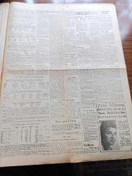 Son Dakika Gazetesi - 20 Ekim 1960 - Zeki Müren-Yassıada Duruşmalarında 4. Gün - Duruşmaların Bu Sabahki Tafsilatı - Köpek Davası Karara Kaldı - Bülent Üçer Suç Varsa Celal Bayar'a Aittir -  Arif Hikmet Yamanoğlu Hayatımın En Mühim Müdafaasını Yapıyorum Dedi - 6 7 Eylül Olaylarına Ait Duruşmalara Yarından İtibaren Devam Edilecek - 6  7 Eylül Duruşmalarında Celal Bayar Adnan Menderes Fatin Rüştü Zorlu Fuat Köprülü Fotoğraf - Fahrettin Kerim Gökay'ın Konuşması - Fatin Rüştü Zorlu'nun Konuşması - Mucizeler Yaratan Adam Yazan Hikmet Saim Yazı Dizisi - Hayatımdaki Erkekler Marilyn Monroe Anlatıyor Yazı Dizisi - Dünyayı Titreten Türk Yavuz Sultan Selim Yazan Murat Sertoğlu Yazı Dizisi - Adnan Menderes Avukatıyla Cumartesi Görüşecek - Erkeksiz Kadınlar Yazı Dizisi - Fenerbahçe Bu Akşam Geliyor - A ve B Milli Takımlar Lağvedildi Kadrolar Yeni Baştan Seçilecek - Milli Güreşçimiz Mustafa Kurt Tevkif Edildi - Ankaragücünü Bu Sabah Sabri Kiraz Çalıştırdı