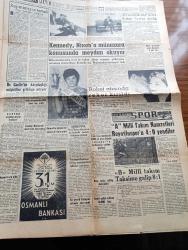 Yeni İstanbul Gazetesi - 26 Ekim 1960 - Dünkü Tanıklar Düşükleri İtham Etti - Maliye Bakanı Ekrem Alican Rum Patriği Athenagoras Ve Milli Emniyet Mensupları da Dünkü Celsede Dinlendiler Fotoğraf -  Yassıada Davalarının Sıraları Belli Oldu - 31 Ekim Pazartesi Günü Başlayacak Bebek Davasında Opera Sanatkarı Ayhan Aydan Şahit Olarak Dinlenecek - Duruşmada Adnan Menderes Ve Ethem Menderes Fotoğraf - Başbakanlık Kasasından Neler Çıkmış Neler - Anayasa Tasarısı Semineri Başladı - James Bond Çizen İan Fleming - Cici Teyze Çizen Saunders Ve Ernst - Macera Kapıları Yazan Jean Hougron Yazı Dizisi - Kennedy Nixon'a Münazara Konusunda Meydan Okuyor - Ziya Gökalp Dün Bütün Yurtta Anıldı - Fidel Castro Aleyhtarlarının Faaliyeti - A Milli Takım Namzetleri Beyoğluspor'u 4 0 Yendiler - Estetik Ameliyat Tıp Dünyasında Mucize - Ingrid Bergman Saadetini Anlatıyor - Edinburg Film Festivali - Yüksek Adalet Divanı Önünde - Turan Güneş İfade Verdi Fotoğraf - Kadın Moda - Kürk Saltanatı