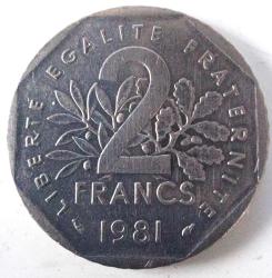 1981 FRANSA 2 FRANK MEŞE YAPRAĞI ZEYTİN DALI İBARELİ ORİJİNAL MADENİ PARASI 3TTT1AA1 NADİR