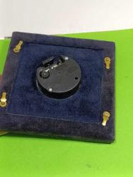 MS5----GÜMÜŞ KASALI İNGİLİZ PİLLİ SAAT--PİLİ BİTİK