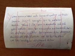 CEM KARACA'NIN ESKİ KARISI SEMRA İZMİRLİ'NİN ORİJİNAL FOTOĞRAFI - 18 x 12 cm EBADINDA - SEMRA İZMİRLİ ve İŞ ADAMI HAKKI YENAL AYNI MASADA YEMEK YERLERKEN ÇEKİLMİŞ BİR KARE