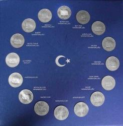 DARPHANE TARİHDEKİ TÜRK DEVLETLERİ HATIRA PARA SETİ OIRJİNAL KİTİ İLE BİRLİKTE