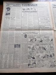 Vatan Gazetesi - 9 Ekim 1960 - Adalet Divanı Başsavcısı Altay Ömer Egesel'in Vatan Gazetesine Demeci - Altay Ömer Egesel Bütün Kararlar Aynı Günde Açıklanacak Dedi - Kubbede Kalacak Seda Yazan Ahmet Emin Yalman Köşe Yazısı - Düşüklerin Hapis Cezaları Tutarı 36 Yılı Geçmeyecek - Cemal Gürsel İzmir'de - Kaçaklar Kemal Bekir'in Romanı - 6 7 Eylül Olayları Yazan Orhan Birgit - Kazova Mağazaları - Emil Galip Sandalcı Köşe Yazısı - Haftalık Hoş Memo Karikatür - 27 Mayıs'tan Sonra Anadolu Yazan Ahmet Uran Baran - Adnan Veli'den Fantezi - Yüksek Soruşturma Kurulu Gerekçeli Kararının Metni - Bozuk Beşiktaş Demirspor'u İkinci Devrede Yendi - Yüzme Birinciliklerinde Dört Türkiye Rekoru Kırıldı - Asrın Davası Başlarken - Topkapı Olayları - Suzan Sözen Adnan Menderes Düşük Adamdı Kovardım Oturup Ağlardı Dedi - Köpek Davasından Sonra Bebek Davasına Bakılacak