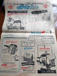 Cumhuriyet Gazetesi - 12 Nisan 1951 - İki Tez Çarpıştı Yazan Nadir Nadi Köşe Yazısı - Truman General MacArthur'u Değiştirdi - Cumhuriyetçiler Truman'ın Divanı Aliye Verilmesinin İstediler - Fuat Güzaltan İntihar Mı Etti Öldürüldü Mü - Emirgan'da İki Kişi Kudurdu - Maliye Bakanı Hasan Polatkan'ın Demeci - Komünistlikle Suçu İle Yeni Tevkifler - Sanayi Kongresinde Neler Konuşulmalı Yazan Mazhar Kunt - General MacArthur'un Karakteri - İrticanın Kıpırdanışla Münasebetiyle Yobazların İstekleri Ve Türk Kadını Yazan Saliha Öncel - Saygon Geceleri Yazan Claude Farrere Yazı Dizisi - Atatürk'e Ait On Üç Senelik Bir Rapor - Forma Meselesi - Burhan Felek Köşe Yazısı - Dünkü Atletizm Seçme Müsabakaları - Vefa Fenerbahçe'den 1000 Lira Tazminat İstiyor - Kadın Gazeteci Lil'in Maceraları Çizgi Roman - Bu Hafta Yapılacak Maçların Hakemleri - Bulmaca - Gripin - Aga Radyo - Prestige Düdüklü Tencere - Siemens Elektrik Motorları