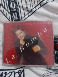RİCKY MARTİN LA BOMBA CD