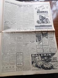 Cumhuriyet Gazetesi - 22 Mayıs 1952 - Başbakan Adnan Menderes'in Konya'da Dünkü Kısa Hitabesi - Şemsettin Günaltay Ve Cavid Oral İstifalarını Birkaç Gün Tehir Ettiler - Amerika Ve Tunus Meselesi - İsmet İnönü'nün Rize Kazalarındaki Sözleri - Dünya Sağlık Teşkilatı Ve Türkiye - Kore'den Gelen Yaralı Gazilerimiz Fotoğraf - General Eisenhower'in Teşkilata Veda Nutku - Atatürk Ve Millet Partisi - İdamı İstenen Casus Hayati Karaşahin - Eğitim Sisteminde Noksanlar - Kremlin'den Berlin'e Yazan Berlin Rus Kurmay Başkanlığı Eski Ataşesi Gregoriy Klimov Yazı Dizisi - 75 Yıl Önce Matbuat Kanunu Yazan Hasan Ali Yücel Köşe Yazısı - Ruh Gurbetinde Yazan Kerime Nadir Yazı Dizisi - Bir Milyar 300 Milyon Volt Kudretinde Atom Zerreleri Keşfedildi - Amerika'nın Sesi Radyosu Türkiye'ye Mahsus Özel Programı - İşçilerin Sakal Grevi Bitti - Van'da Altın Madeni Bulundu - Victor Hugo'nun Doğumunun 150. Yıldönümü - İnsanlık Tarihinin En Büyük Çekirge Afeti - Kibar Düşkünleri Yazan Maurice Dekobra Yazı Dizisi