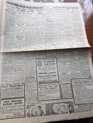 Cumhuriyet Gazetesi - 4 Nisan 1953 - Söyleyin Üstadlar Yazan Nadir Nadi Köşe Yazısı - Moskova'nın Barış Taarruzunun Hedefi - Belçikalı Devlet Adamı Paul H. Spaak Üniversitede Konferans Verdi - Amerikan Filosu Bugün Geliyor - Türkiye Fransa Genç Milli Maçı Fotoğraf - Köprü Kadıköy Yolculuğu 6 Dakikaya İnecek - Avustralya'dan Gelen Beratla Madalyanın Sahibini Bulduk - Milli Talebe Federasyonunun Kongresi - Genç Milli Takım Bugün Macarlarla Karşılaşıyor - Mareşal Rommel'in Hatıraları Toplayan Lideil Hart Yazı Dizisi - Ucuz Halk Lokantası Dün Açıldı - Reşid Galibi Anış Yazan İsmail Habib Sevük - İkinci Dünya Harbinde 55 Milyon Kişi Öldü - Son Harp Birleşik Amerikaya 360 Milyar Dolara Mal Oldu - Antakya'da Suriye Aleyhinde Miting Yapacak - Abide Kupası Maçları - Silahlı Kuvvetler Boks Şampiyonası - Cennet Yolu Yazan Steinbeck Yazı Dizisi - İstanbul Ankara Radyosu Programı - Geçmişte Büyük Cinayetler Bir Anarşistin Cinayetleri - 1914 Harbinin En Esrarengiz Casusu Çeviren Mazhar Kunt