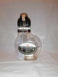 Koleksiyonluk likör şişesi