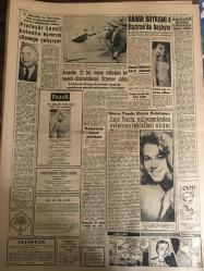 YENİ SABAH GAZETESİ 24 MAYIS 1960 YIL :23 SAYI :7616--Meclis de dünkü  gündem dışı konuşmaların neşri yasak --Javaharlal Nehru bugün şehrimizden ayrılıyor --Askeri Sağlık Şürası Toplandı --Amerikan Kolejinin yüksek kısmı  faaliyetten men edildi --3 Çocuk çaldıkları 21 lirayı barlarda yemişler ---İbrahim Çallı dün toprağa verildi --Karısını av tüfeği ile vurdu --Maden ocağında infilak :54 kişi öldü --Bir baba ile dertleşme :Siyavuşgil --İstanbul Rehberi ---Amerika ,22 bin metre irtifadaki bir hedefi düşürebilecek füzelere  sahip ---Kamyonlu hırsız şebekesi --Boğularak üç kişi öldü ---Profesör Lovell kainatın esrarını çözmeğe çalışıyor ---Sophia Loren erkeklerden nefret ettiğini  itiraf etti --Batıya açılan yeni bir pencere :Afganistan --Roma Olimpiyatlarına 250 Güreşçi Katılacak --Baraj maçları fikstürü dün tespit ve ilan edildi --Spor-Toto gelecek  hafta da devam edecek --Fahir 400 Engelinde Göğüs Farkıyla İkinci --Basketbol Milli Takım İlan Edildi --Öküzlere kızıp intihar etti ---