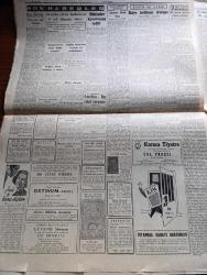 Cumhuriyet Gazetesi - 22 Ocak 1960 - Fetvalı Tedavi Yazan Nadir Nadi Köşe -  Başbakan Adnan Menderes Dün İsmet İnönü Ve Gazetecilere Çattı - Uşak Hadiselerinin Dünkü Duruşması - Tanık Bir Baskomiser İsmet İnönü Aleyhinde Nümayiş Yapan Demokrat Partililer İçin Sarhoştular Dedi - Hür Dünya İşçileri Ve Türkiye - Kalkınma İkraz Fonu Heyeti İle 7 Milyon Dolarlık Bir Kredi Anlaşması İmzalandı - Antalya Müzesinden Çalınan Heykeller - Komünizm İle Mücadele Derneği Feshedildi - Kazazede Amerikan Uçağının Enkazı Dün Toroslarda Bulundu -  Küçük Peyk'in Büyük Galası Yazan Cemalettin Saraçoğlu Yazı Dizisi - Aşk Eceli Yendi Çeviren Hamdi Varoğlu Yazı Dizisi - Resimli Roman Bir Çiçekle Yaz Olmaz Yazan Ve Çizen Salih Erimez - Roma Olimpiyatları Röportajı Yapan Arslan Tufan Yazman - Koruyucu Melekler Çizgi Roman - Görünmeyen Düşman Çeviren Hatice Vildan Yazı Dizisi - Burhan Felek Köşe Yazısı - Spor Toto Nedir - Fenerbahçede Fevkalade Kongreye Karar Verildi - Galatasaray Ankara Turnuvası İçin Gidiyor