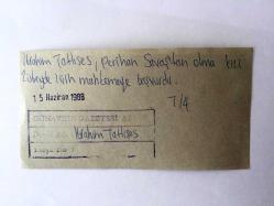 İBRAHİM TATLISES'İN PERİHAN SAVAŞ EVLİLİĞİ ve ÇOCUKLARIYLA İLGİLİ 5 ADET FOTOĞRAF (3 ADET ORİJİNAL, 1 ADET TIPKI BASIM ve 1 ADET DERGİDEN KESİLME) - 5'Lİ SET - İBRAHİM TATLISES, PERİHAN SAVAŞ'TAN OLMA KIZI ZÜBEYDE İÇİN MAHKEMEYE BAŞVURDU, DURUŞMA ANINDAN BİR KARE ve PERİHAN SAVAŞ, KIZINA MAMA YEDİRİRKEN