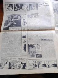 Cumhuriyet Gazetesi - 29 Eylül 1960 - Geçim Derdi Yazan Nadir Nadi Köşe Yazısı - Sabıklar Cezalarını Nerede Çekecekler - Albay Sezai Özkan'a Göre Kurucu Meclis Kurulacak - Komite Üyeleri Amme Hizmeti Göremeyecek - Cemal Gürsel Kokteylde Fotoğraf - Antidemokratik Gösteri Ve Yürüyüş Kanunu Kaldırılıyor - Amerika'dan Adnan Menderes'e Posta İle İncil Gönderildi - Bakanlık 21 Kıbrıslı Öğrenciye Burs Verdi - Basın Mahkemesi Dün Tekrar Faaliyete Geçti - Trakya Din Konusunda En Uyanık Bölgemiz - Düşükler Avrupa'da Yazan Amiral Afif Büyüktuğrul Yazı Dizisi - Sabah Şarkısı Yazan Taylor Caldwell Yazı Dizisi - Büyük Bahçe Yazan Fakir Baykurt Köşe Yazısı - Komünist Çin Birleşmiş Milletler'e Alınmıyor - Cezayir Hükümeti Başkanı Ferhat Abbas Moskova'da - Komiki Şehir Naşit Bey Biyografik Hikaye Yazan Burhan Arpad Yazı Dizisi - Resimli Roman Başkasının Günahı Çizen Yves Sayol - Bay Oscar Karikatür -  Beşiktaş Rapid'i 1 0 Yendi Ve Elendi - Göztepe Beykoz'u 3 2  - Galatasaray B Beşiktaş B'i Yendi