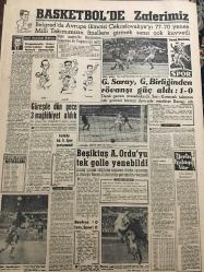 YENİ SABAH GAZETESİ 1 MAYIS 1961 YIL :23 SAYI:7950---Büyük tren kazası :25 ölü var ---Büyük bir radyo istasyonu kurulacak ---Gülek ,milleti elbirliği ile çalışmaya çağırdı --2 Trafik kazasında 3 kişi öldü ---Fatih Şilepinde de  kaçak eşya bulundu ---Köprüde bir deli ,ustura ile dört kişiyi yaraladı --Tunceli çarşısında 24 dükkan yandı ---Patlayan bir bomba köylü çocuğu öldürdü ---AP 35 ilde teşkilat kurdu ---Ne yapsın bu köylüler ?: Siyavuşgil --Ertuğrul Muhsin in film rejisörlüğüne başlaması ve çevirdiği ilk filmler ---Radyo Programları ---Portekiz yazar ve aydınlarının  manifestosu --Tavuk Vebası ile savaş başlıyor --3 Şaki vurularak öldürüldü ---Tiyatro :Yufka yüreklinin biri ---Anıtlar Derneği büyük bir tesis yaptırıyor --Tütün balıkları öldürüyormuş --Gazetelerimizde Bilimsel Yazılar --Basketbol da Zaferimiz --Güreş de dün gece 3 mağlubiyet aldık ---Galatasaray ,G.Birliğinden rövanşı güç aldı :1-0--Beşiktaş A.Ordu yu tek golle yenebildi ---