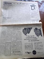 Cumhuriyet Gazetesi - 11 Mayıs 1962 - Siyasi Af  İle İlgili Çalışmalar CHP'yi Karıştırdı - Genç CHP Mebusları Aftan Önce Milli Davaların Hallini İstiyorlar - Arif Ertunga - Şükrü Koç - Anayasa Mahkemesinin Üniversiteliler Adayları Dün Meclisce De Reddedildi - Mardinli Gençler İsmet İnönü İle Görüştüler - Hollywood'u Titreten Küçük Boylu Kadın Avukat Mrs. Ann Stein İstanbul'da - İşçi İstanbul'da Miting Yapmaktan Vazgeçti - 14 ler 27 Mayıs'ta Romada Toplantı Yapmak Üzere Yıllık İzinlerini Aldılar - İstanbul'da Seyyar Saz Heyeti -  Taksim Azapkapı Yolu İçin Kararı Hükümet Verecek - Son Macera Yazan Maurice Dekobra Yazı Dizisi - İlhan Selçuk Köşe Yazısı - Gelecek Yıl Halka Kok Kömürü Verilmeyecek - Kennedy Berlin İhtilafı Fazla Büyütülmemeli - İğneler Yazan Adalet Cimcoz - Bay Oscar Karikatür - Jane'in Kızı Çizgi Roman - Profesör Nimbüs'ün Maceraları Çizgi Roman - Resimli Roman Melun Kız Çizen Yves Sayol - Fenerbahçe Beykoz'dan İki Puanı Güç Aldı - Stoke City Bu Gece Galatasaray Maçı