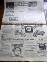 Cumhuriyet Gazetesi - 11 Mayıs 1962 - Siyasi Af  İle İlgili Çalışmalar CHP'yi Karıştırdı - Genç CHP Mebusları Aftan Önce Milli Davaların Hallini İstiyorlar - Arif Ertunga - Şükrü Koç - Anayasa Mahkemesinin Üniversiteliler Adayları Dün Meclisce De Reddedildi - Mardinli Gençler İsmet İnönü İle Görüştüler - Hollywood'u Titreten Küçük Boylu Kadın Avukat Mrs. Ann Stein İstanbul'da - İşçi İstanbul'da Miting Yapmaktan Vazgeçti - 14 ler 27 Mayıs'ta Romada Toplantı Yapmak Üzere Yıllık İzinlerini Aldılar - İstanbul'da Seyyar Saz Heyeti -  Taksim Azapkapı Yolu İçin Kararı Hükümet Verecek - Son Macera Yazan Maurice Dekobra Yazı Dizisi - İlhan Selçuk Köşe Yazısı - Gelecek Yıl Halka Kok Kömürü Verilmeyecek - Kennedy Berlin İhtilafı Fazla Büyütülmemeli - İğneler Yazan Adalet Cimcoz - Bay Oscar Karikatür - Jane'in Kızı Çizgi Roman - Profesör Nimbüs'ün Maceraları Çizgi Roman - Resimli Roman Melun Kız Çizen Yves Sayol - Fenerbahçe Beykoz'dan İki Puanı Güç Aldı - Stoke City Bu Gece Galatasaray Maçı