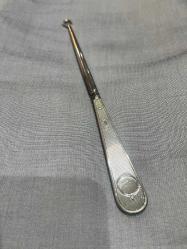 Gümüş potin çekeceği