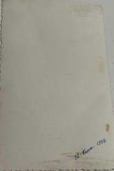 Elleri ve ayakları sarılı bir şekilde yatarken çekilmiş bebek fotoğrafı. 12.11.1972 .ORİJİNAL SİYAH & BEYAZ 13x 7cm EBADINDA - 1940'LAR, 1950'LER, 1960'LAR ve 1970'LER