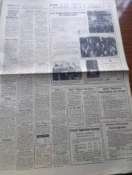 Cumhuriyet Gazetesi - 5 Kasım 1967 - Kıbrıs'ta Türkler Büyük Protesto Mitingi Yaptı - Süleyman Demirel İsmet İnönü İle Başbakanlıkta 2 Saat Görüştü - Yer Altının Filmi Çekildi - İlham Ertem Çakır'ın Çocuğu Okumayacak Mı Yaftası İle Karşılandı - Ankara Üniversitesinde Rektör Cumhur Ferman Tekrar Seçildi - Şehir Tiyatrosu Sanatkarları Greve Gidiyor - Glasgow'lulardan Cevdet Sunay'ı Bir Kosigin Gibi Karşılamaları İstendi - Türkiye İşçi Partisi İş Kanununun İptalini İstedi - Aylak Musa Karikatür - 50. Yıldönümünde 1917 İhtilalinin Hikayesi Çizgi Roman - Lenin - Hemingway'in Gözüyle Atatürk Türkiyesi Yazı Dizisi - Dişi Bond Çizgi Roman - Alev Alev Yazan F.W. Kenyon Yazı Dizisi - Taşlar Ve Başlar Yazan Ümit Yaşar - Yarım Asrın Kuvvet İlahları Yazan Abdulkadir Yücelman - Fenerbahçe Bursaspor Maçı - Galatasaray Altay Maçı - Beşiktaş'ın Ankaragücü maçı