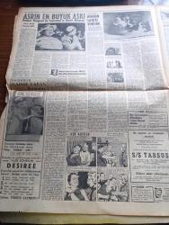 Hürriyet Gazetesi - 15 Nisan 1955 - Değişen Dünya Karşısında Türkiye Anlatan Kasım Gülek Yazı Dizisi - Kıbrıs'taki Tethişcilik Karşısında Müstemleke İdaresi Aciz Halinde - Fuat Köprülü Hariciyeden Ayrılıyor - Adnan Menderes Kasım Gülek'i Kabul Etti - Dün Ankara'ya Gelen Doktor Fazıl Küçük'ün Anlattıkları - Basın Hürriyeti Tahdit Olunmamalıdır - Dedektif Nik'in Maceraları Çizgi - Karnelerde Din Dersleri Başa Geçti - Günün Spor Haberleri - İstanbul'da Türk Ve Bizans Haberleri - Galatasaray Beşiktaş Maçına Eksik Takımla Çıkacak - Asrın En Büyük Aşkı Prenses Margaret İle Towsend'in Gönül Macerası Yazı Dizisi - Aşk Arzusu Aşk Ve Macera Romanı Çizen Faruk Geç - Canlı Fosiller Ülkesi Avustralya'da - Sarışın Yeni Lalyan Yıldızı Maria Benta - Karacaviran Üç Sevginin Romanı Yazanlar İlhami Bilger Halil Tufan - Gripin - Nevrozin - Haydarpaşa'daki Müthiş İnfilak Fotoğraf - Fatoş Çizgi Roman -  Güngörmüşler Çizgi Roman - Gökler Hakimi Gordon Çizgi Roman - Nilüfer Çizgi Roman - İstanbul Radyosu