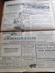 Hürriyet Gazetesi - 13 Ağustos 1955 - Ereğli Ve Zonguldak'ta Demokrat Partililerce Yakalanan Kasım Gülek Zonguldak'ta Zorla Karakola Götürüldü - Boğazda Asma Köprü İle İlgili Tetkiklere Başlanıyor - Kıbrıslı Kızlar Da Harp Okuluna Gitmek İstiyorlar - Tanınmış Film Akılı Cecil B. De Mille 74 Yaşını Kutladı - Amerika Hava Meydanlarını Rus Uçaklarında Açmaya Hazır - Dışarıya Mal İhraç Eden Türk Fabrikası Sümer Toplu Çırçır Fabrikası - Büyük Alman Yazarı Thomas Mann Öldü - Dedektif Nik'in Maceraları Çizgi Roman - Kıbrıslı Rumlar Kitle Halinde Adadan Kaçmaya Başladılar - Günah Yolcusu Aşk Ve Macera Romanı Çizen Faruk Geç - San Marino Seçimlerinde Ölüler de Rey Verecekmiş - Hollywood'dan Niçin Kovuldum Anlatan Simone Silva - Muhabank - 14. Balkan Oyunları Bugün Saat 16.45 te Açılıyor - Galatasaraylılar Kendi Aralarında İddialı Bir Maç Yaptılar - Fatoş Çizgi Roman - Güngörmüşler Çizgi Roman - Gökler Hakimi Gordon Çizgi Roman - Fenerbahçe Dün Bir İdman Daha Yaptı