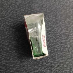 Kutusunda Coca Cola 50. Yıl Bardağı.