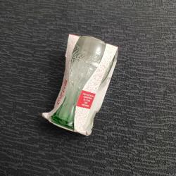 Kutusunda Coca Cola 50. Yıl Bardağı.