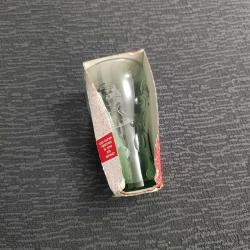 Kutusunda Coca Cola 50. Yıl Bardağı.